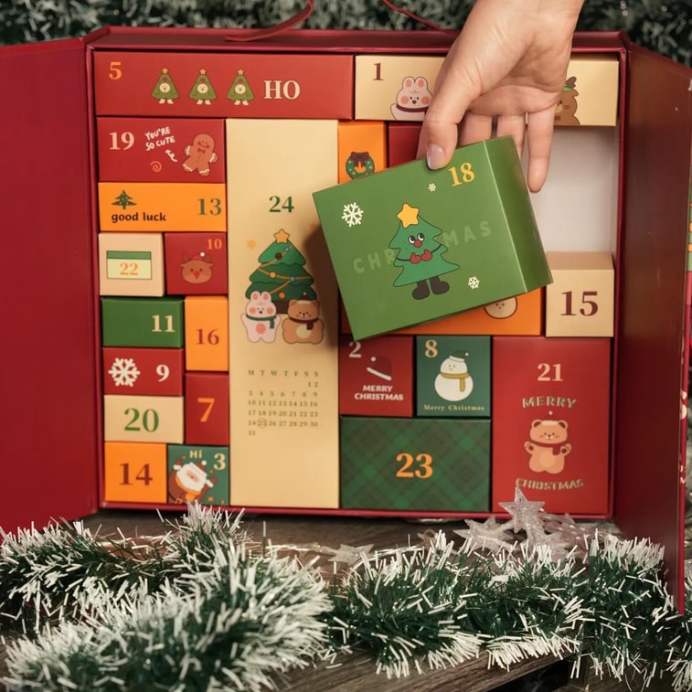 圣诞限定·奇迹派发 惊喜糖果饰品礼物 倒数日历盲盒【内含多种网红巧克力+圣诞氛围感帽子饰品】【节日限定礼物必入】【圣诞派对】 3