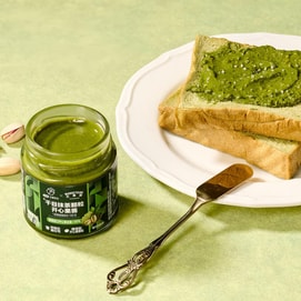 Pistachio and Matcha Spread, 3.17 oz【95% Pistachio with Crunchy Bits】