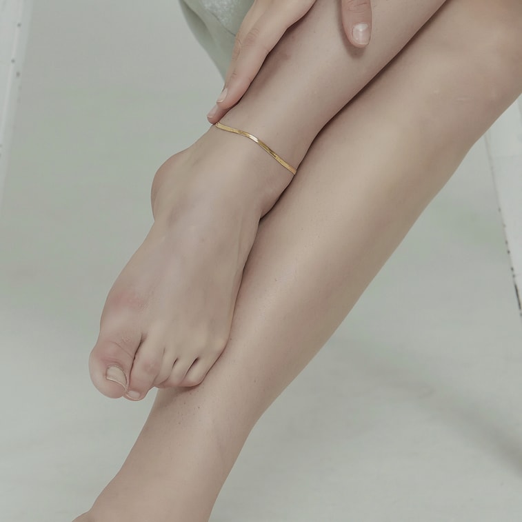 SHAPES STUDIO 金色蛇骨脚链 一条 4