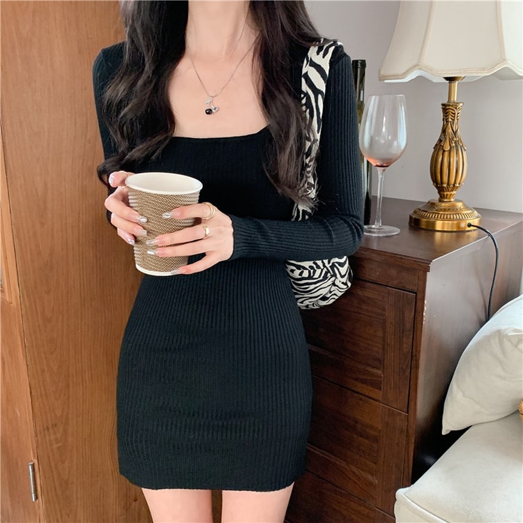 black knitted dress slimming Black Knitted Dress: Winter Slim Fit Sweater – 98degreenorth