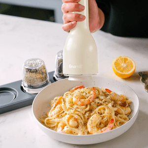 Quick-Card Full Automatic Spice Grinder White with Two Ingredient Compartments