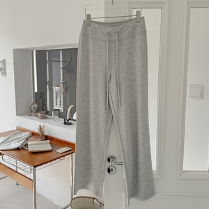 Cool-touch air-layer fabric  draped  figure-flattering  loose straight wide-leg pants  Light Heather Gray M 1 pair