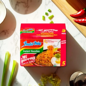 Indonesian Mi Goreng Migoreng Instant Stir Fry Noodles, Hot and Spicy Flavor , 5 Packs, 14.1oz