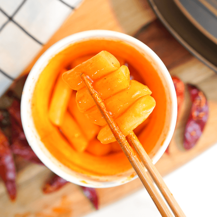 Korean Instant Tteokbokki Rice Cake Sweet & Spicy Flavor, 4.94 oz 3