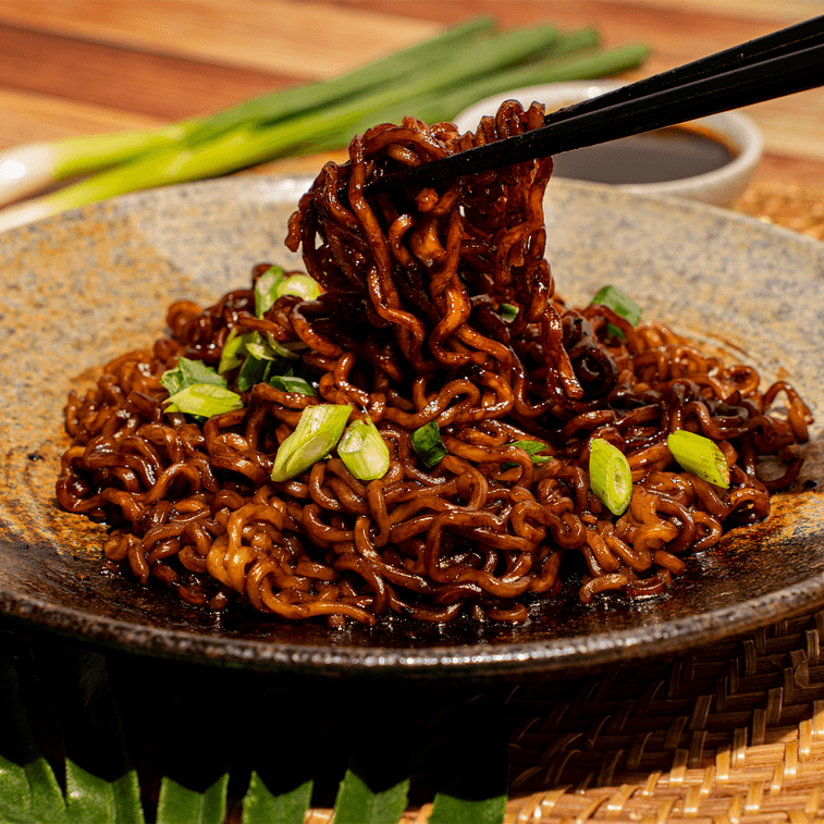 Korean Scallion Oil Instant Jjajang Black Bean Ramen Noodles, 16.51 oz 5