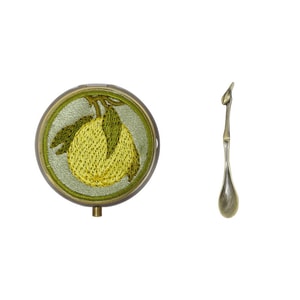 A Fragrant Touch in Your Pocket  {Red Sleeve Fragrance} Elegant and Refined Rose Balm 【Rose & Sandalwood Balm + Petal-Shaped Scoop】 10g/box