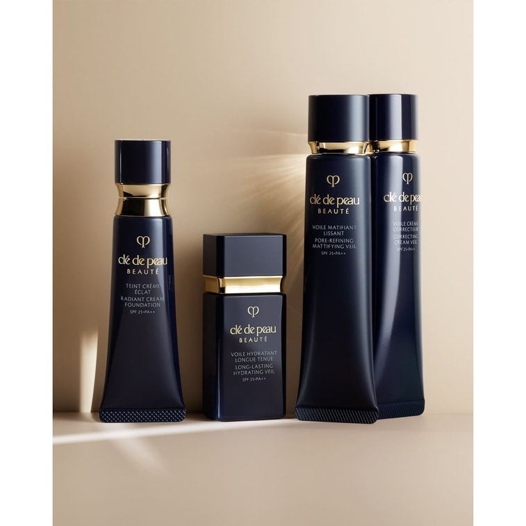 CLE DE PEAU BEAUTE PORE-REFINING MATTIFYING VEIL SPF25・PA++ 40g 4