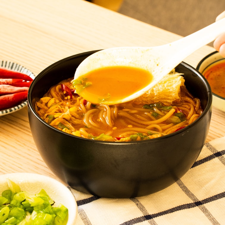 食族人 肥汁米線 方便速食粉絲 251g 附3秒響鈴卷【快手宵夜一人食】 4