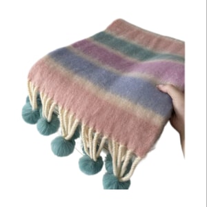 [중국 직배송] FOXTAIL 도파민 컬러풀 스트라이프 핸드메이드 폼폼 따뜻한 스카프, 두껍고, 방한, 커플 넥워머 - 블루/핑크 (1개)