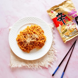 Shin Ramen Toomba Creamy Spicy Flavor 4PK【aespa Collaboration】【K-Pop Limited】【Fan Favorite】