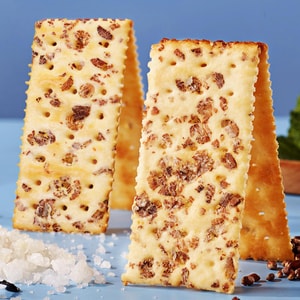 Black Rye Sea Salt Soda Crackers Biscuits, 10.6 oz【0 Sugar Rich In Dietary Fiber】