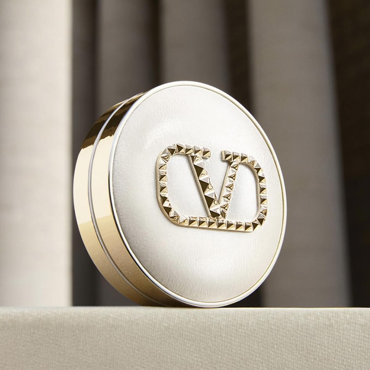 VALENTINO 新作GO-CUSHION GLOW IVORY LN2 Awayinstyle