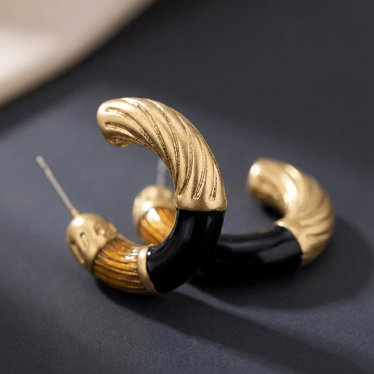 Fancy Jasmine 美拉德黑红珐琅复古耳钉 秋冬必备 点亮穿搭 日常通勤 每一眼都是高级感  【附赠Facny Jasmine高端抽拉悬浮首饰盒】1对 8