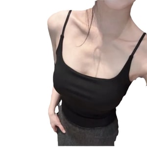 【中国直邮】 亲太太 纯色吊带女自带胸垫固定杯遮副乳百搭可调节肩带 黑色 均码 1件