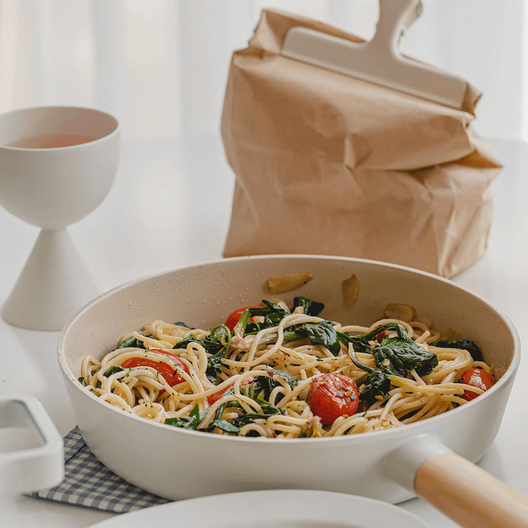 피카, 나무 손잡이가 있는 11인치 프라이팬 3