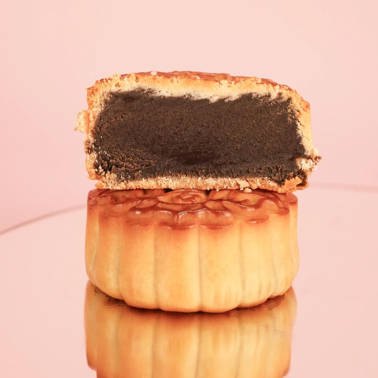 Autumn Delight Mooncake Gift Box 19.75 oz 【Salted Egg Yolk White Lotus, Red Bean, Green Bean, And Black Sesame】 4