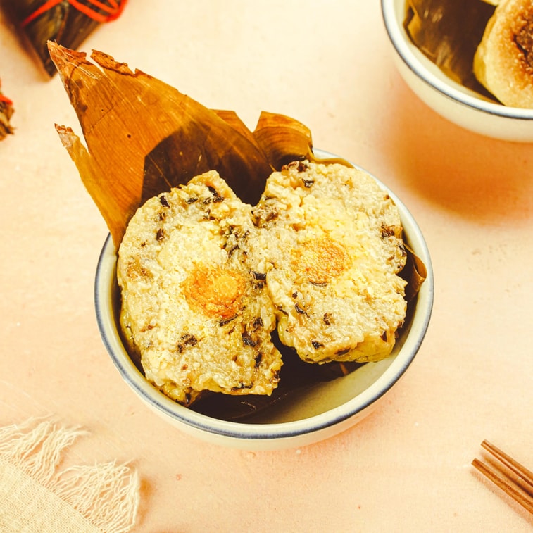 椎茸と黒キノコの卵黄のライス団子 7.05 オンス 3