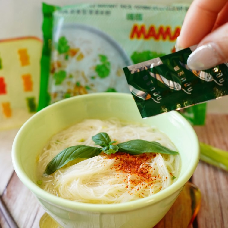 インスタント米粉麺、フォー風クリアスープ、1.94オンス×4【4パック】 5