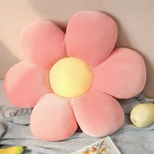 【中国直送】Lulabuy 小菊 枕クッション ピンクフラワー イエロー芯 32-35cm