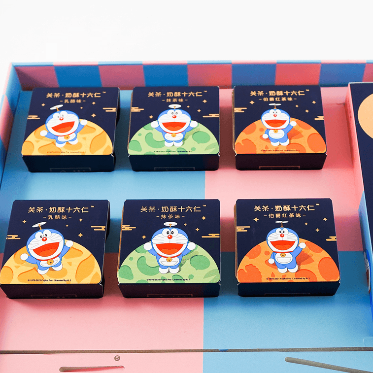 【北美独家】关茶X 哆啦A梦 奶酥十六仁糕点 月饼礼盒 6枚心意装 300克【本礼盒刀叉为塑料刀叉】 14