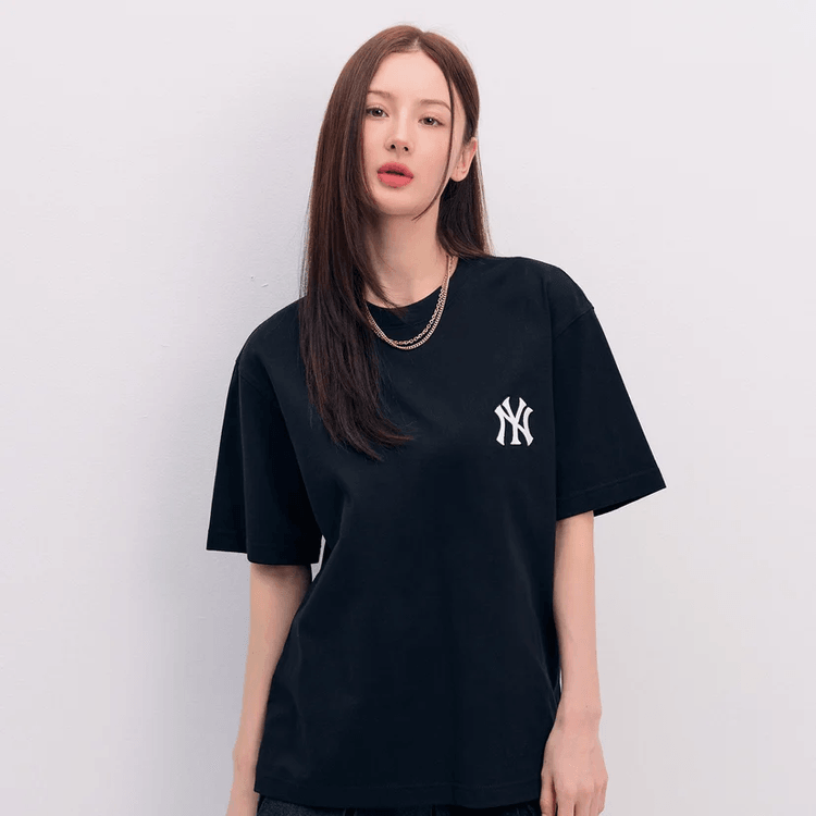新品⭐韓国限定⭐MLB Korea⭐ Tシャツ Mサイズ モノグラム紺色ネイビー 別注 MLB ラグランロゴBIGT 韓国 韓国ファッション ストリート系