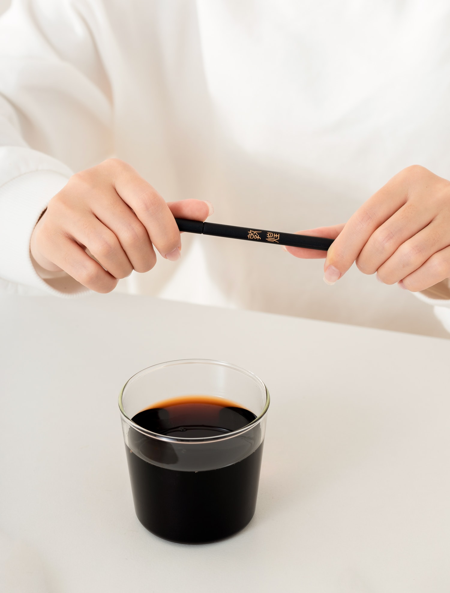 Premium Instant  Tea British Library Collaboration Freeze-Dried Tea Powder [8-Pack Collaboration Edition] Dunhuang Collaboration Black Gold Pu'er Tea 4.8g