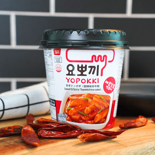 Korean Instant Tteokbokki Rice Cake Sweet & Spicy Flavor 140g