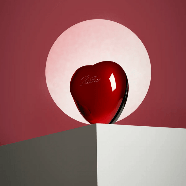 日本REFA黎珐 爱心形梳 #宝石红 一梳到底 防静电 不伤发不拉扯 柔顺蓬松 随身便捷 节日礼物