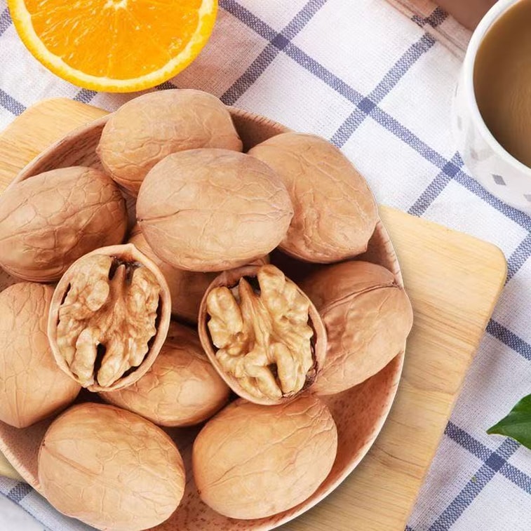 【中国直邮】 三只松鼠 纸皮核桃新疆特产薄皮核桃休闲零食原味坚果仁营养健康零食年货 210g 3