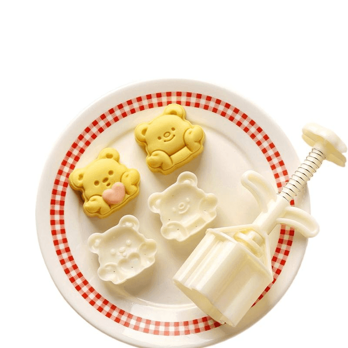 【中國直郵】 憶南 開心熊造型家用輔食烘焙冰皮糕手壓式綠豆糕磨俱新款5*4.3*15cm2片 *1件