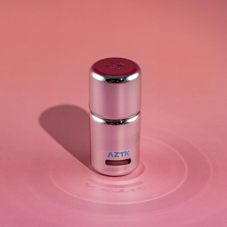 AZTK 凍色液體腮紅膏泥 水感通透水粉調色 5ml #JC02 藍莓奶昔 膨脹色 冷調紫粉 偏白/偏橄欖膚色 11