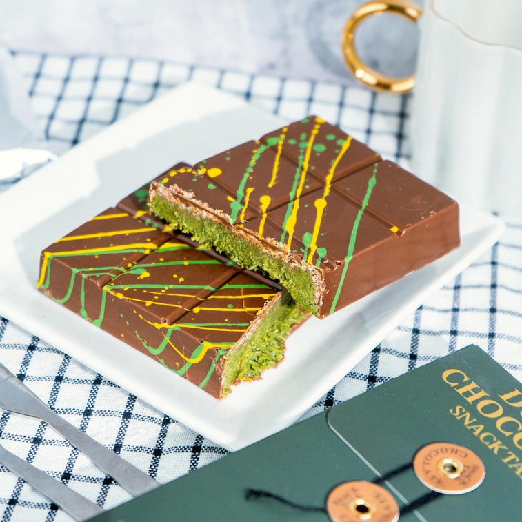 Dubai Style Chocolate Milk Chocolate Pistachio Kunafa, 7.1 oz [Refrigeration Required Upon Arrival] 3