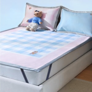 Peach Printed Cooling Mat Three-Piece Set With Fixed Binding Straps 71×79in