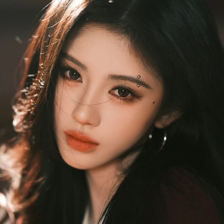 キューピッドの選択：ドリル不要のつけ眉スタッド（1シート、165個のビーズ）、穴なしのパーソナライズリップスタッド（ドリル不要）、長持ちアイメイクステッカー、フェイスステッカー、へそスタッド 5