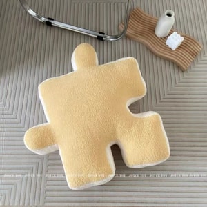 Irregular Jigsaw Seat Cushion Vanilla 55x55cm