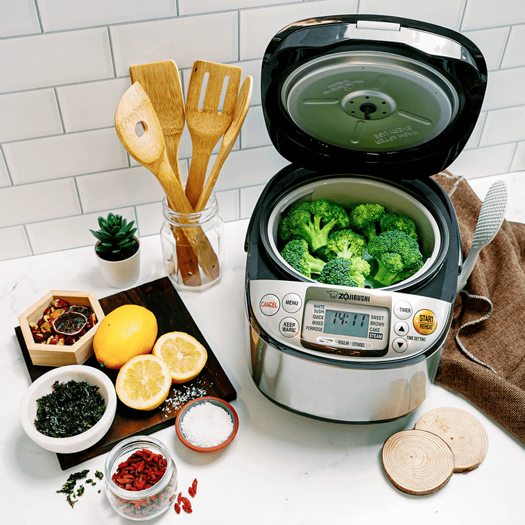 Micom Rice Cooker Warmer with Steaming Basket 1L, 5.5 Cups, NS-TSC10, 120 Volts 7