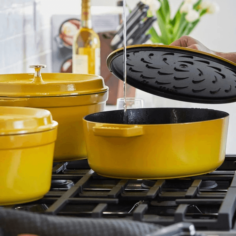 [Yami Exclusive] Round Dutch Oven Enamel-Coated Cast-Iron Citron 4QT×1 + Heart Shaped Knob Light Gold 1 pcs×1 3