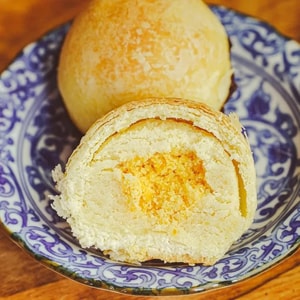 Flaky Pastry With Yolk , 3pcs , 5.6 oz【The Year of The Horse】