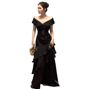 French black one shoulder light luxury dress  niche evening dress  fishtail skirt  porcelain black S