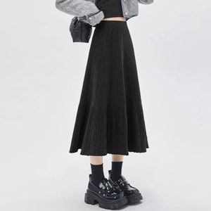 New High Waist Slimming Mid To Long Style With A Large Skirt And Pleated Knit Skirt In Black S