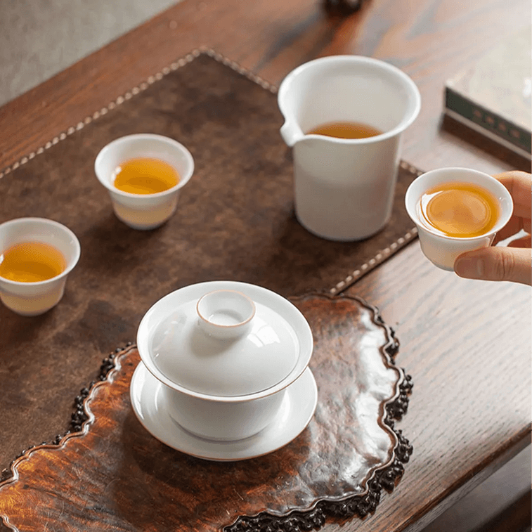 Jingdezhen Linglong Ceramic Gaiwan Tea Set 1 Gaiwan 1 Fair Cup 4 Cups Landscape Design 3