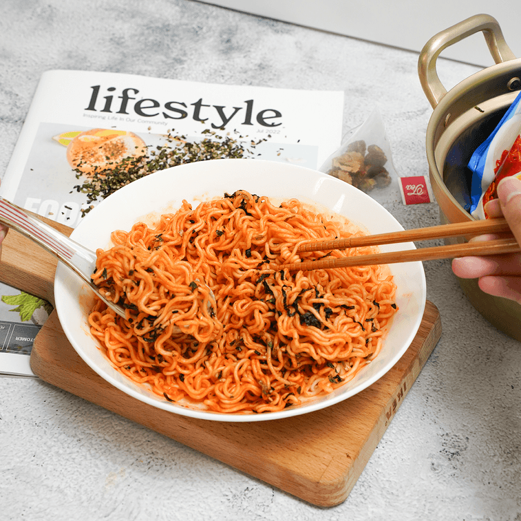 Buckwheat Chilli Noodles - Soba Noodles with Sesame & Seaweed, 5 Pack* 4.58 oz 6