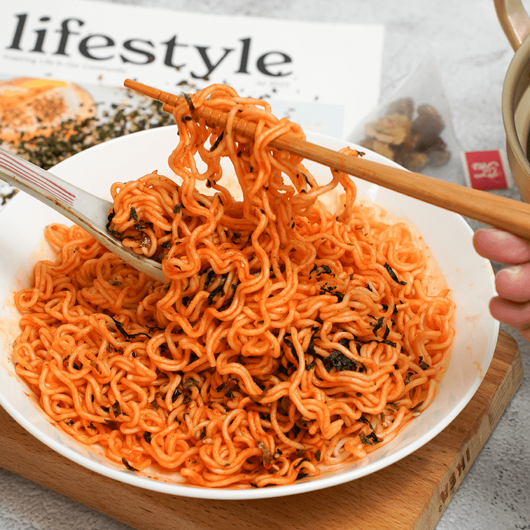 Buckwheat Chilli Noodles - Soba Noodles with Sesame & Seaweed, 5 Pack* 4.58 oz 5