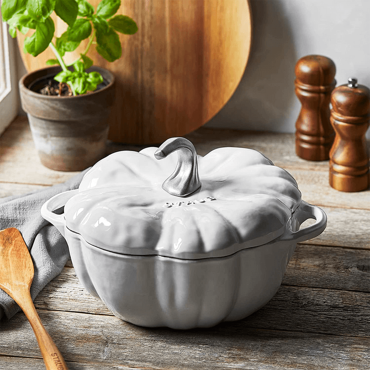 Staub Pumpkin Cocotte 5 qt Burnt Orange