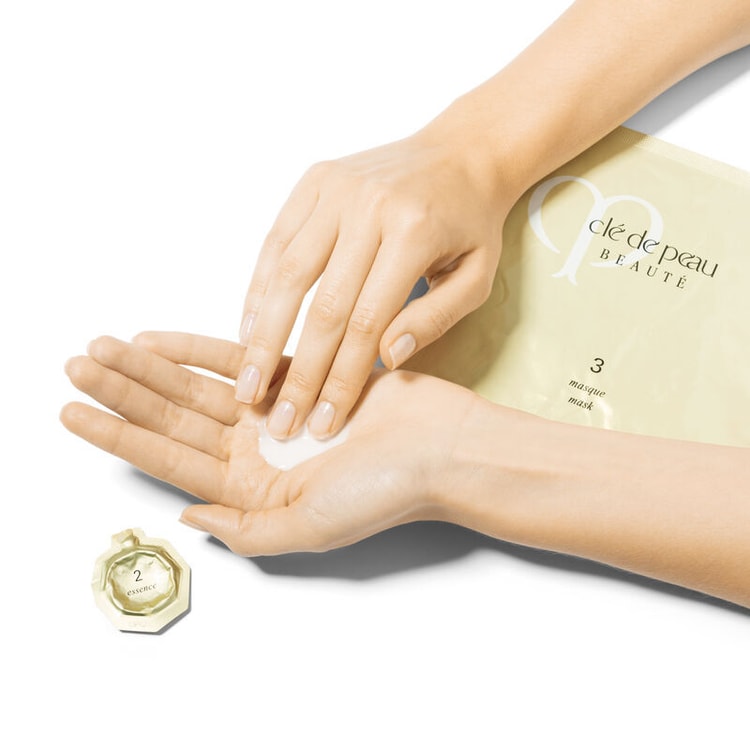 日本からの直送】CLE DE PEAU BEAUTE クレ・ド・ポー ボーテ CPB