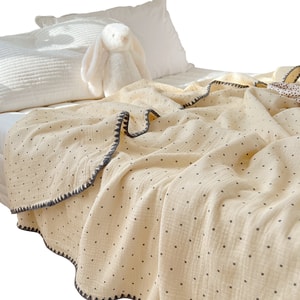 New Ins Style Cute A-class Cotton Gauze Cover Blanket Little Black Dot