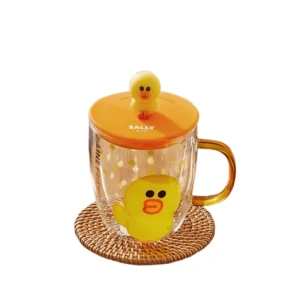 【中国からの直送】日本 LINE FRIENDS 二重層ガラスカップ 蓋とハンドル付き 高級ドリンクカップ SALLYモデル 430ml