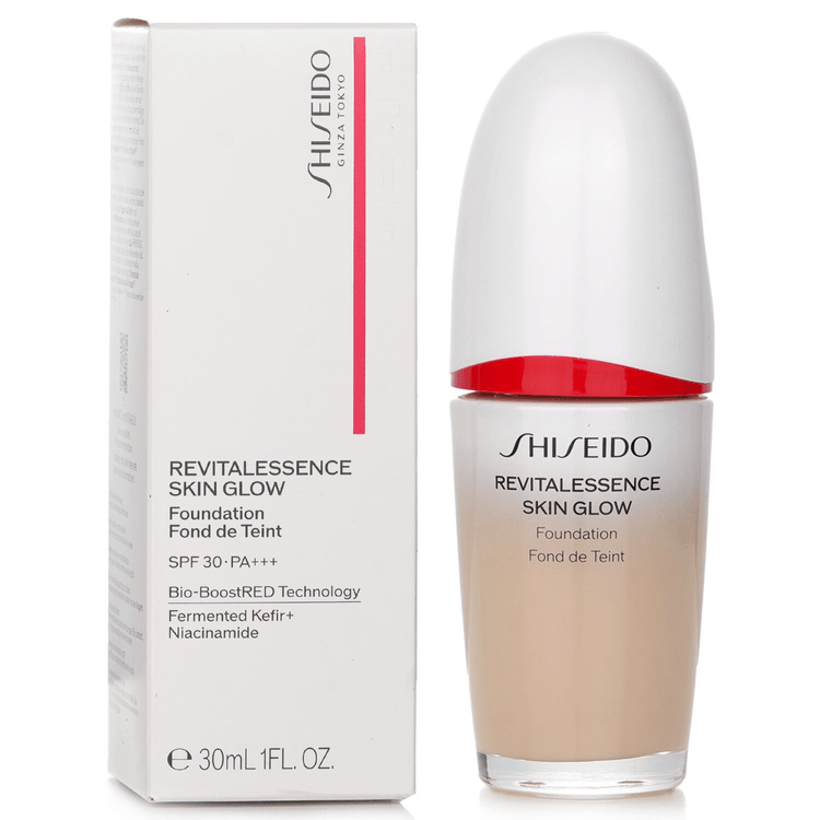 20-60代 人気ファッションブランド Skin Revitalessence Shiseido Glow 220 # - 30 SPF Foundation ファンデーション