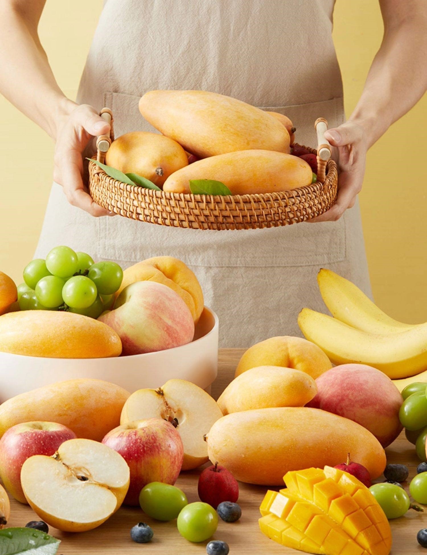 【中国直邮】 三只松鼠 梅有草莓 青梅草莓干果脯蜜饯梅子儿童零食 休闲酸甜小食年货送礼100g*1 无核 荔枝味