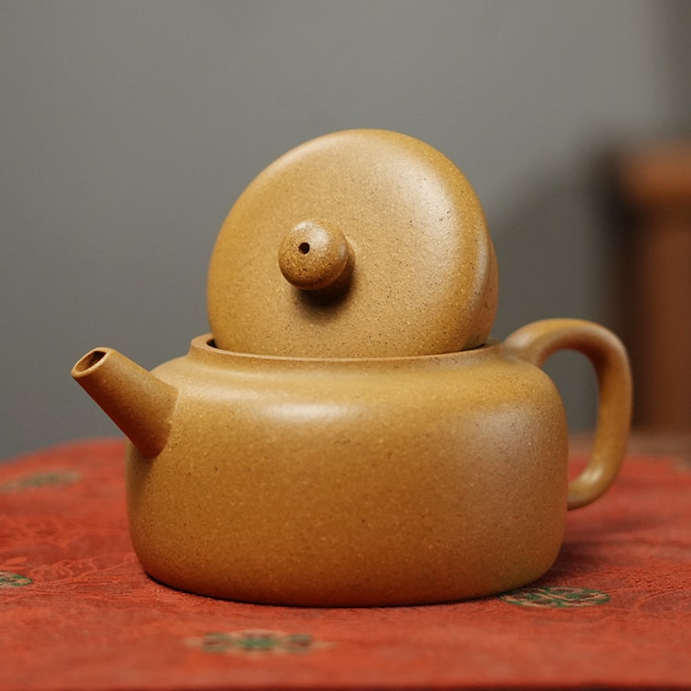  小師姐評茶 【美國現貨秒發】黃金段泥 出塵 宜興紫砂壺 150 毫升 3